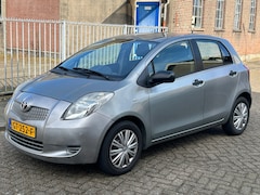 Toyota Yaris - 1.3 VVTi Terra 2006 5-deurs Elektrische ramen Stuurbekrachtiging Zuinig