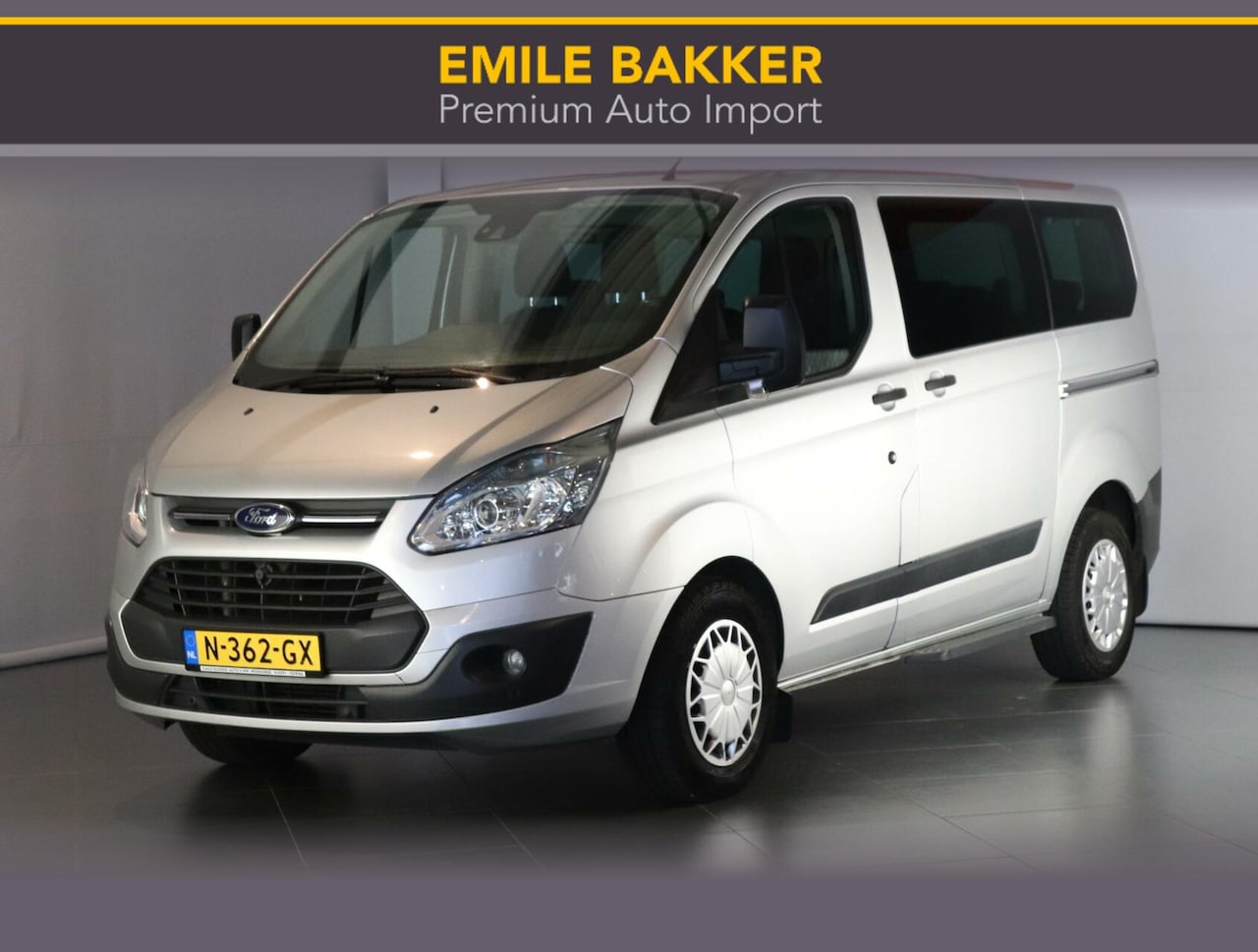 Ford Transit Custom Tourneo - 300 2.2 TDCI 9-pers. Titanium - AutoWereld.nl