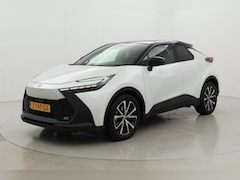 Toyota C-HR - 1.8 Hybrid 140 First Edition | Navigatie | 360 camera | Adaptive Cruise Control | Dodehoek