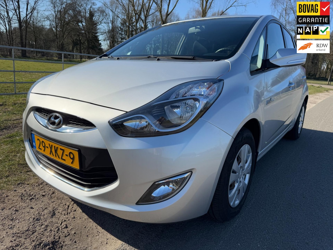 Hyundai ix20 - 1.6i i-Motion 125PK met trekhaak en airco - AutoWereld.nl