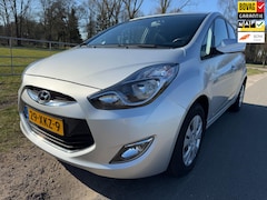 Hyundai ix20 - 1.6i i-Motion 125PK met trekhaak en airco