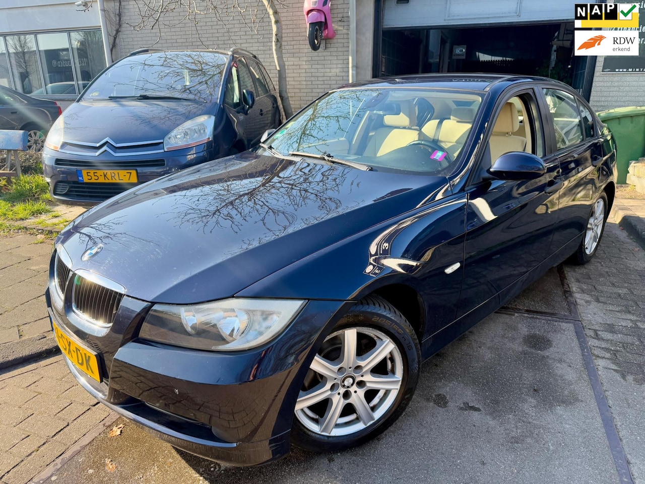 BMW 3-serie - 318i High Executive Apk|Automaat|Nw.Ketting - AutoWereld.nl