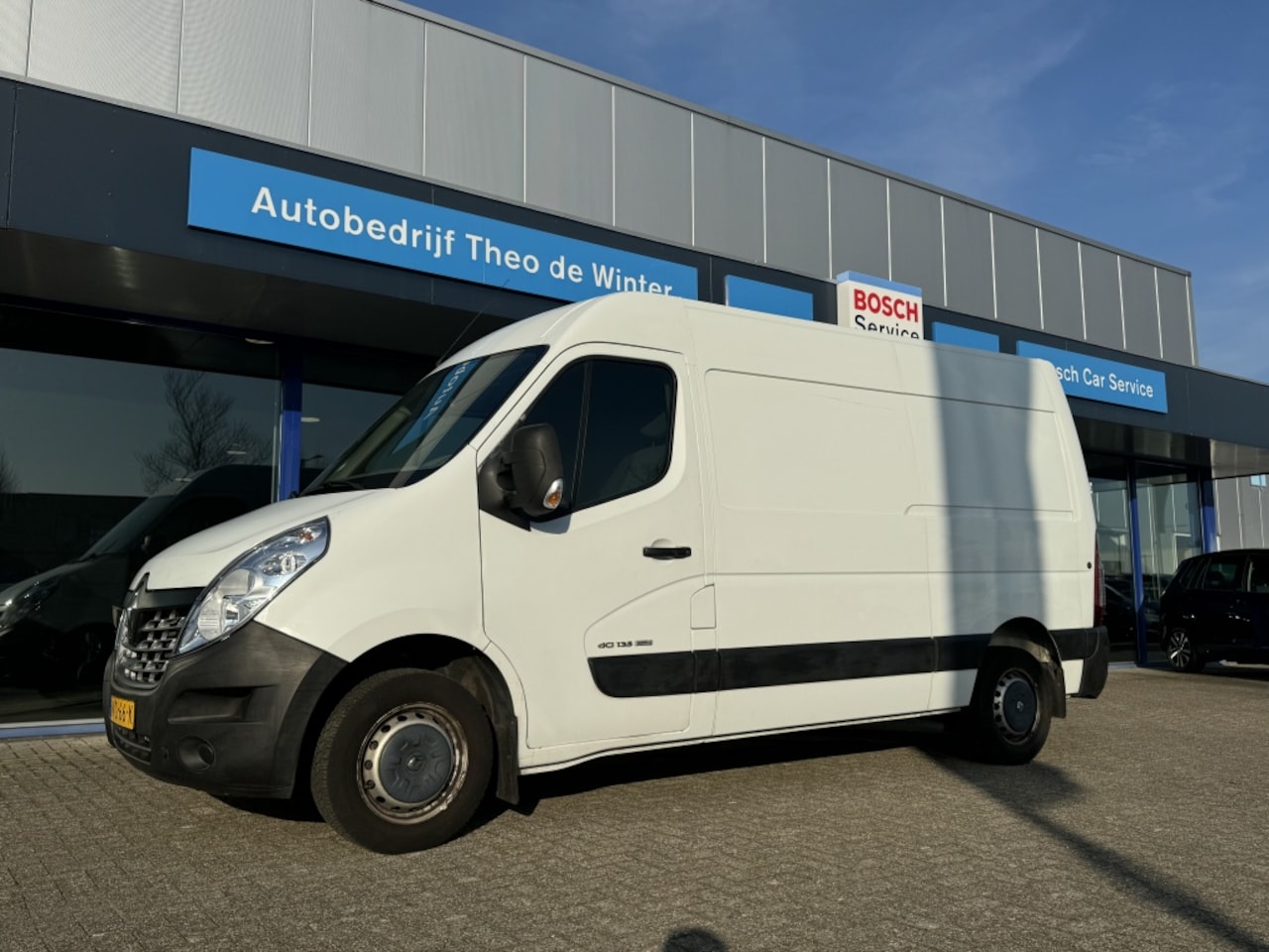 Renault Master - T33 2.3 dCi L2H2 T33 2.3 dCi L2H2 - AutoWereld.nl