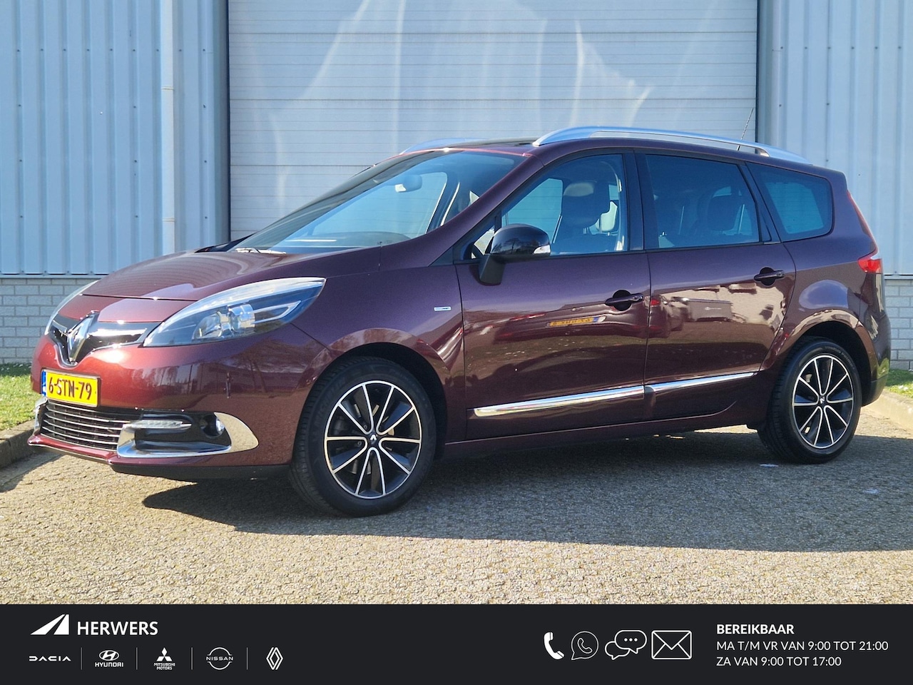 Renault Grand Scénic - 2.0 Bose / Trekhaak / 1300 KG / Panoramisch Dak / Keyless Entry / Cruise Control /Climate - AutoWereld.nl