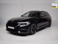 BMW 5-serie Touring - 530i 252PK AUT8 M-SPORT ORG.NED / PANORAMADAK / NAPPA- LEER / CAMERA / PERFORMANCE / NAP /