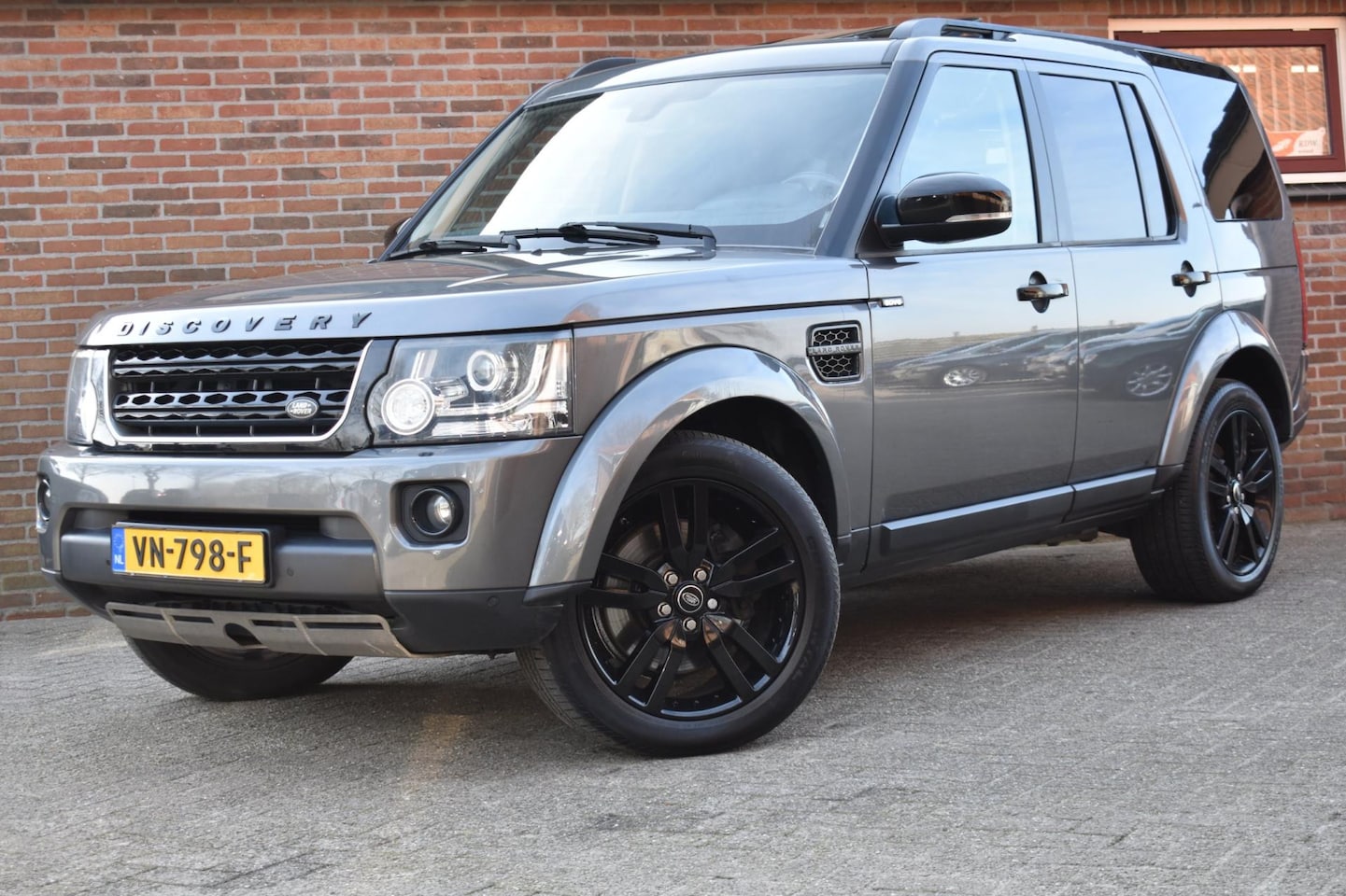 Land Rover Discovery - 3.0 SDV6 HSE '15 Xenon Pano Leder Clima Navi BTW Inruil mogelijk - AutoWereld.nl