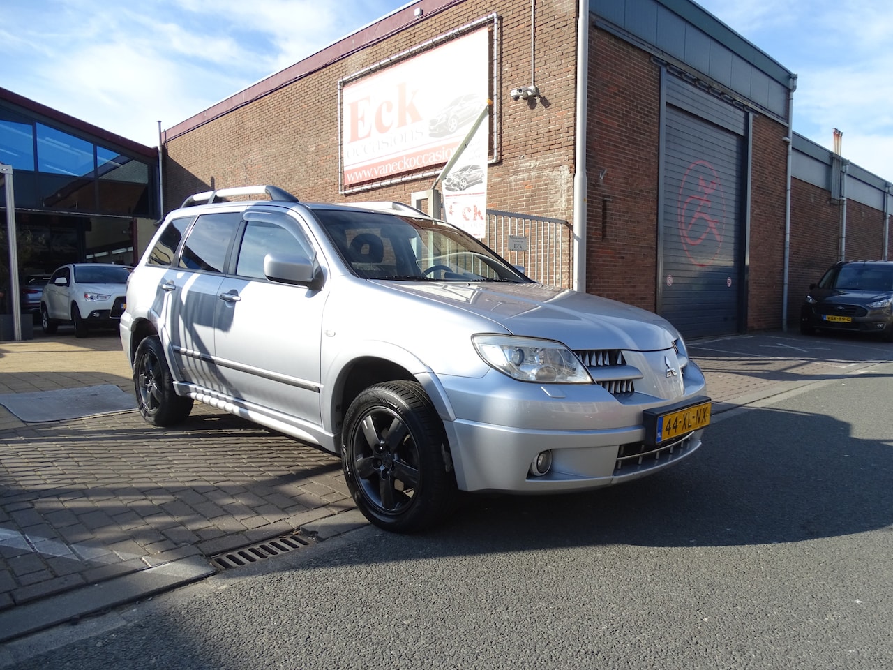 Mitsubishi Outlander Sport - 2.4 Invite Scott 4WD automaat - AutoWereld.nl