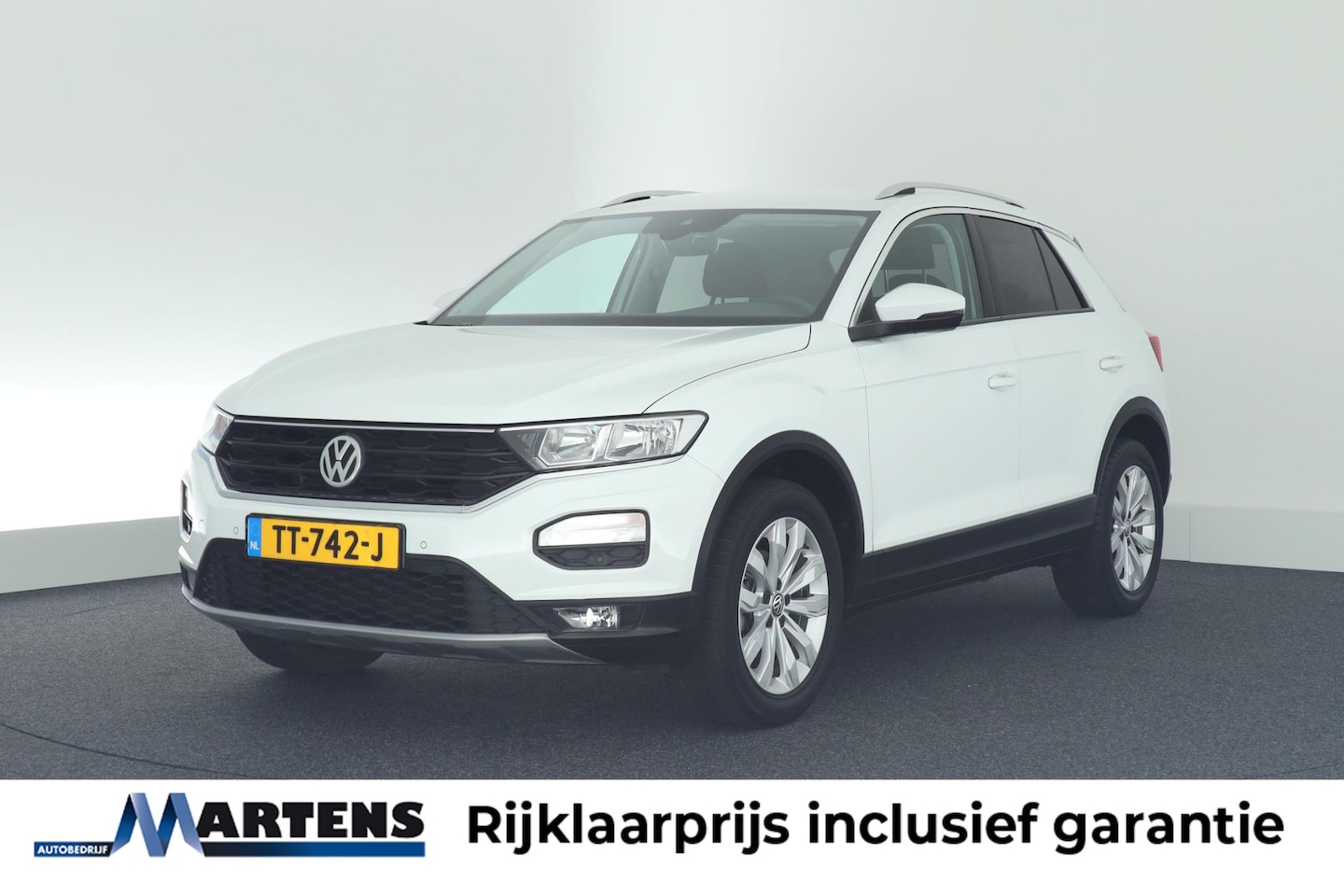 Volkswagen T-Roc - 1.0 TSI 110pk H6 Style Camera Navigatie - AutoWereld.nl