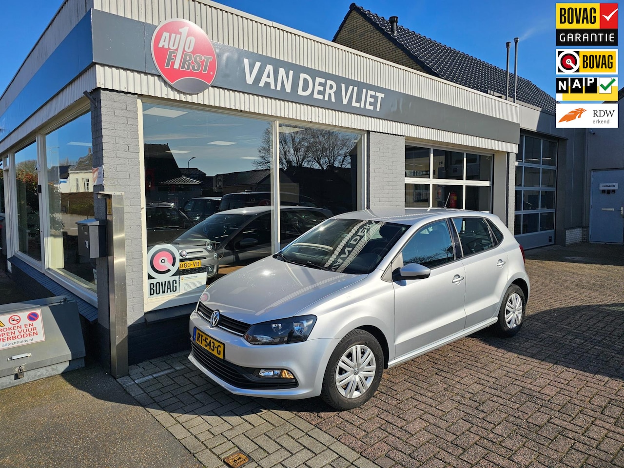 Volkswagen Polo - 1.0 Comfortline Unieke km stand - AutoWereld.nl