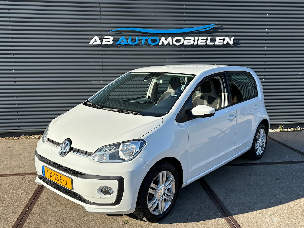 Volkswagen Up! - 1.0 BMT high up! PARKEER SENSOR/ CAMERA - AutoWereld.nl