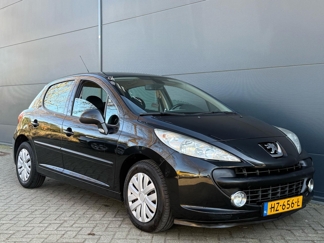 Peugeot 207 - 1.6 VTi XS AIRCO / ELEL RAMEN / 114740KM / NWE APK - AutoWereld.nl