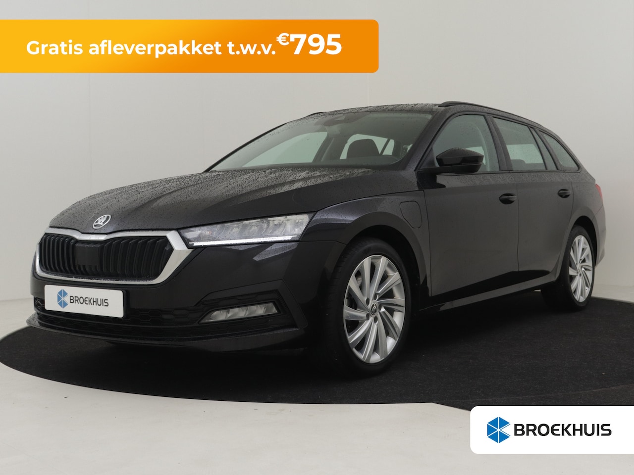 Skoda Octavia Combi - 1.4 TSI iV PHEV Business Edition 204pk | Cruise control | Navigatie via app | Parkeersenso - AutoWereld.nl