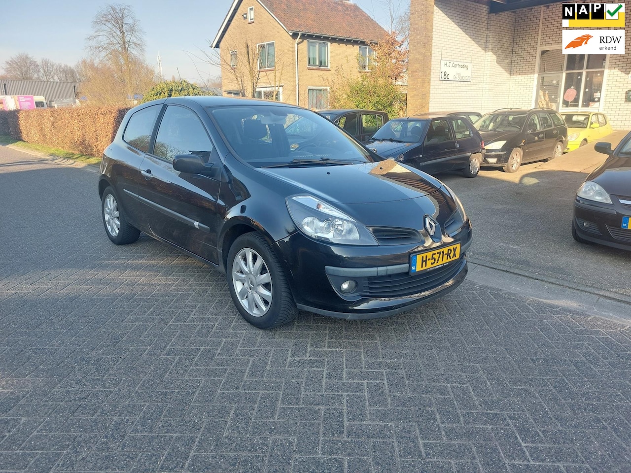 Renault Clio - 1.6-16V Rip Curl 1.6-16V Rip Curl, Loop Sloop Cross Rodeo - AutoWereld.nl