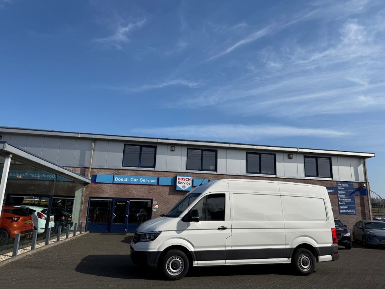 Volkswagen Crafter - 30 2.0 TDI 75kw | L2H2 Trend 3-Pers | Airco | Cruise - AutoWereld.nl