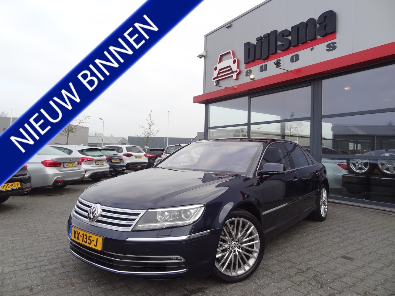 Volkswagen Phaeton - 4.2 V8 4p. Lang | DYNAUDIO | PANO | NAVI | CAMERA | BOMVOL - AutoWereld.nl