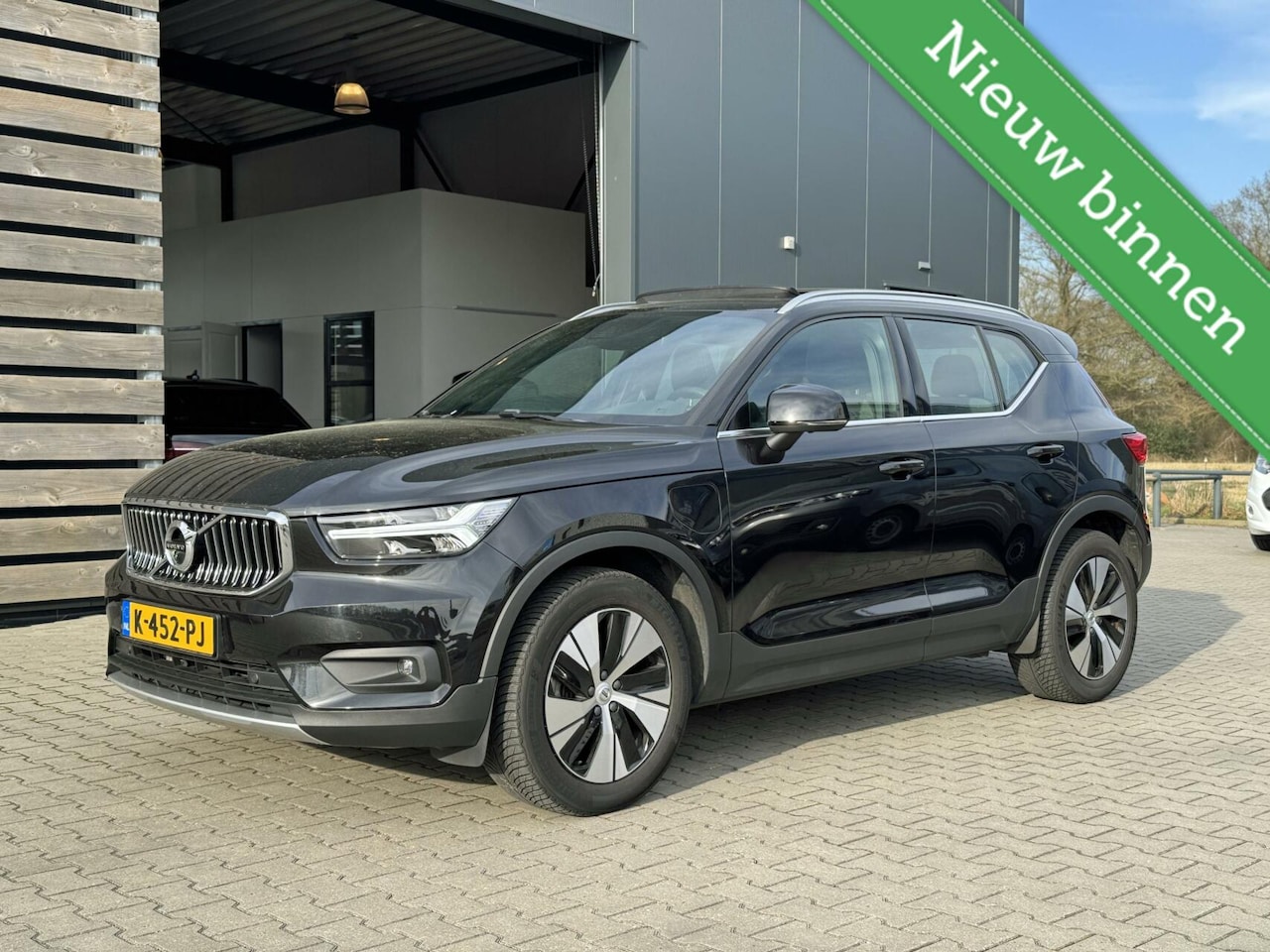 Volvo XC40 - 1.5 T5 Recharge Business Pro 1.5 T5 Recharge 193Kw Business Pro - AutoWereld.nl