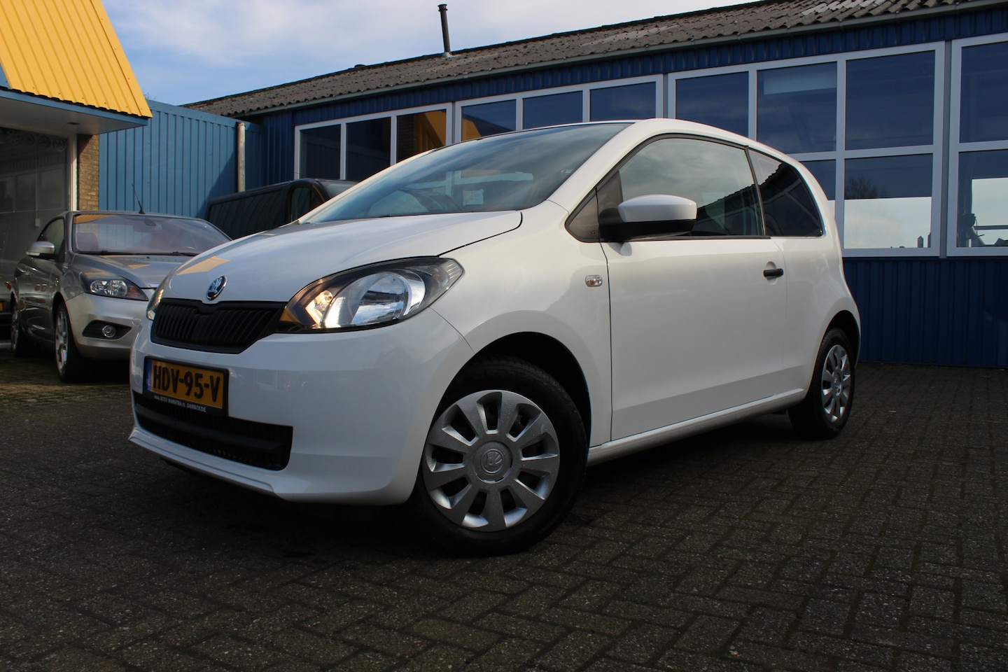 Skoda Citigo - 1.0i "Ambition" Airco + Navi !!! - AutoWereld.nl