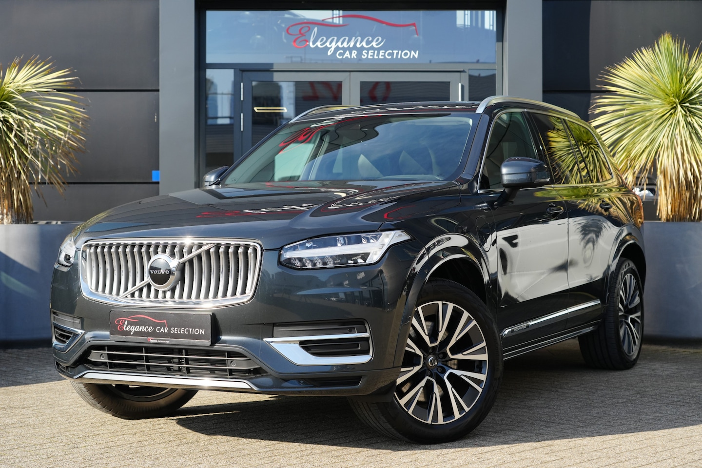 Volvo XC90 - 2.0 T8 Recharge AWD Inscription 392pk Panoramadak/Stoelverwarming/Camera - AutoWereld.nl