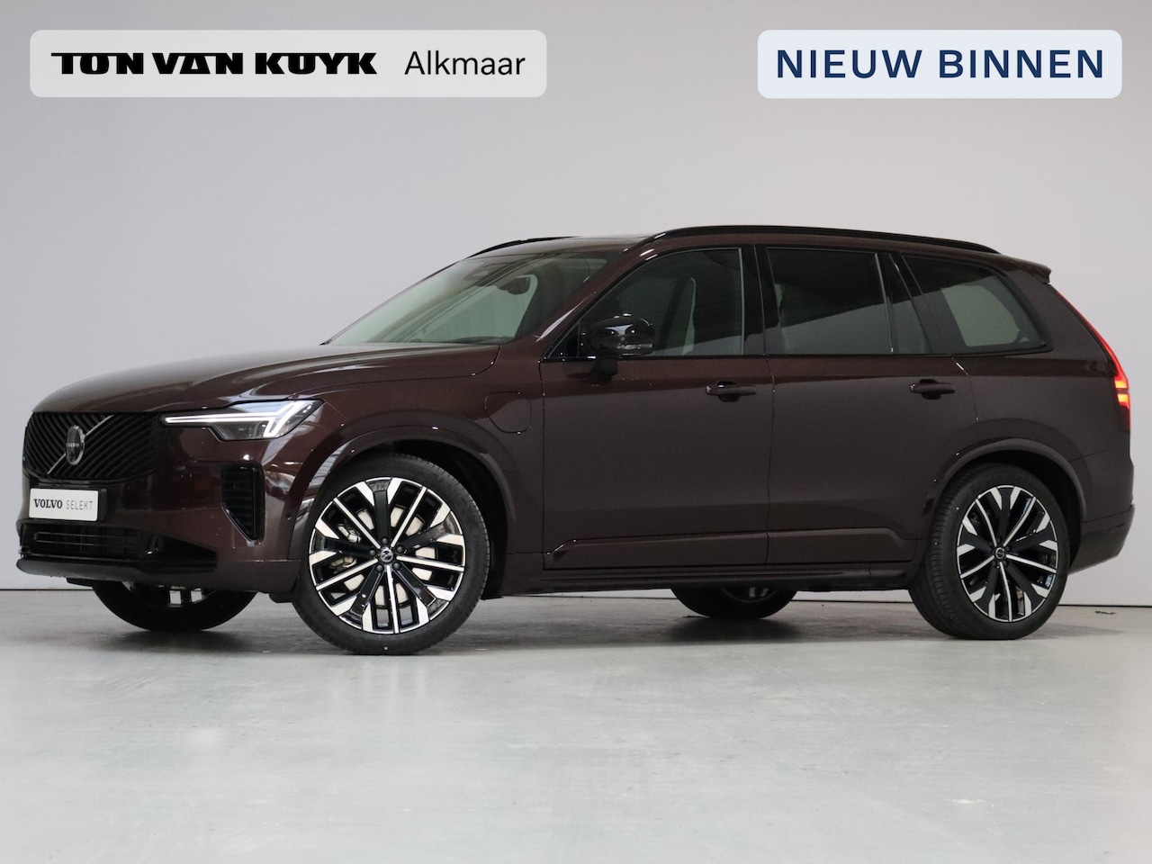 Volvo XC90 - T8 Plug-in hybrid 455PK AWD Ultra Dark / Facelift / B&W Audio / Luchtvering / Geventileerd - AutoWereld.nl