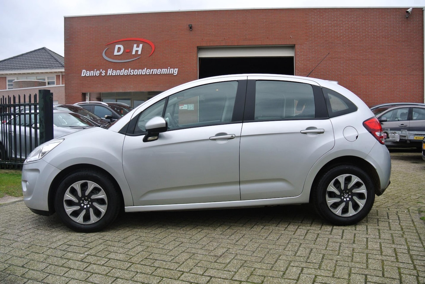 Citroën C3 - 1.4 VTi Ligne Business airco apk 05-10-2025 inruil mogelijk nap - AutoWereld.nl