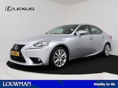 Lexus IS - 300h First Edition | Navigatie | Camera | LM velgen |