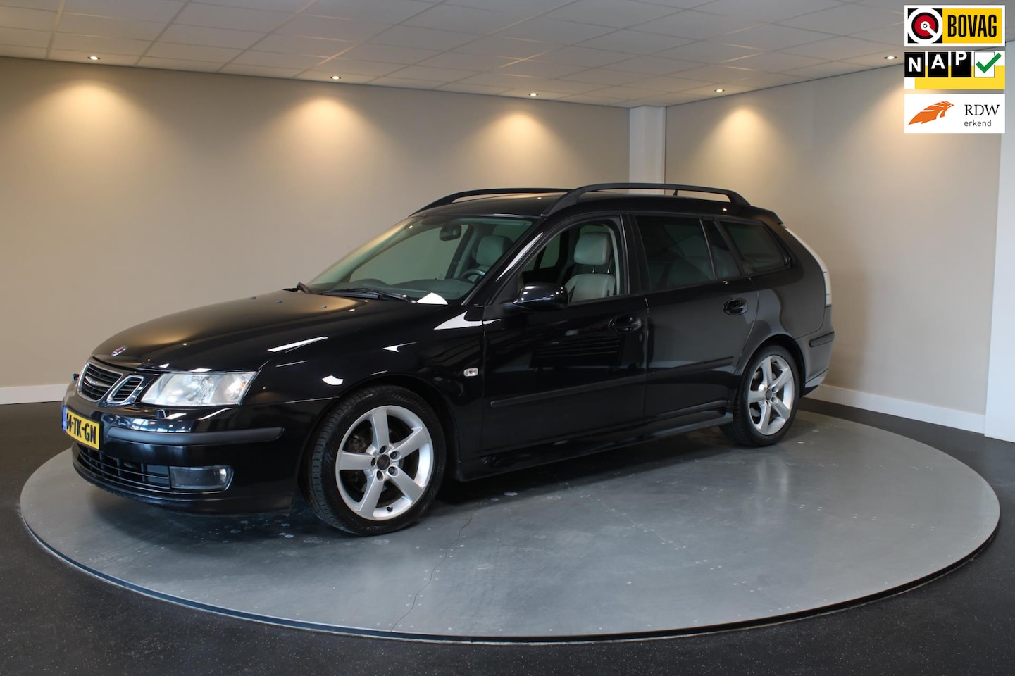 Saab 9-3 Sport Estate - 1.8t Vector *Automaat* Trekhaak|Navi|Leer - AutoWereld.nl