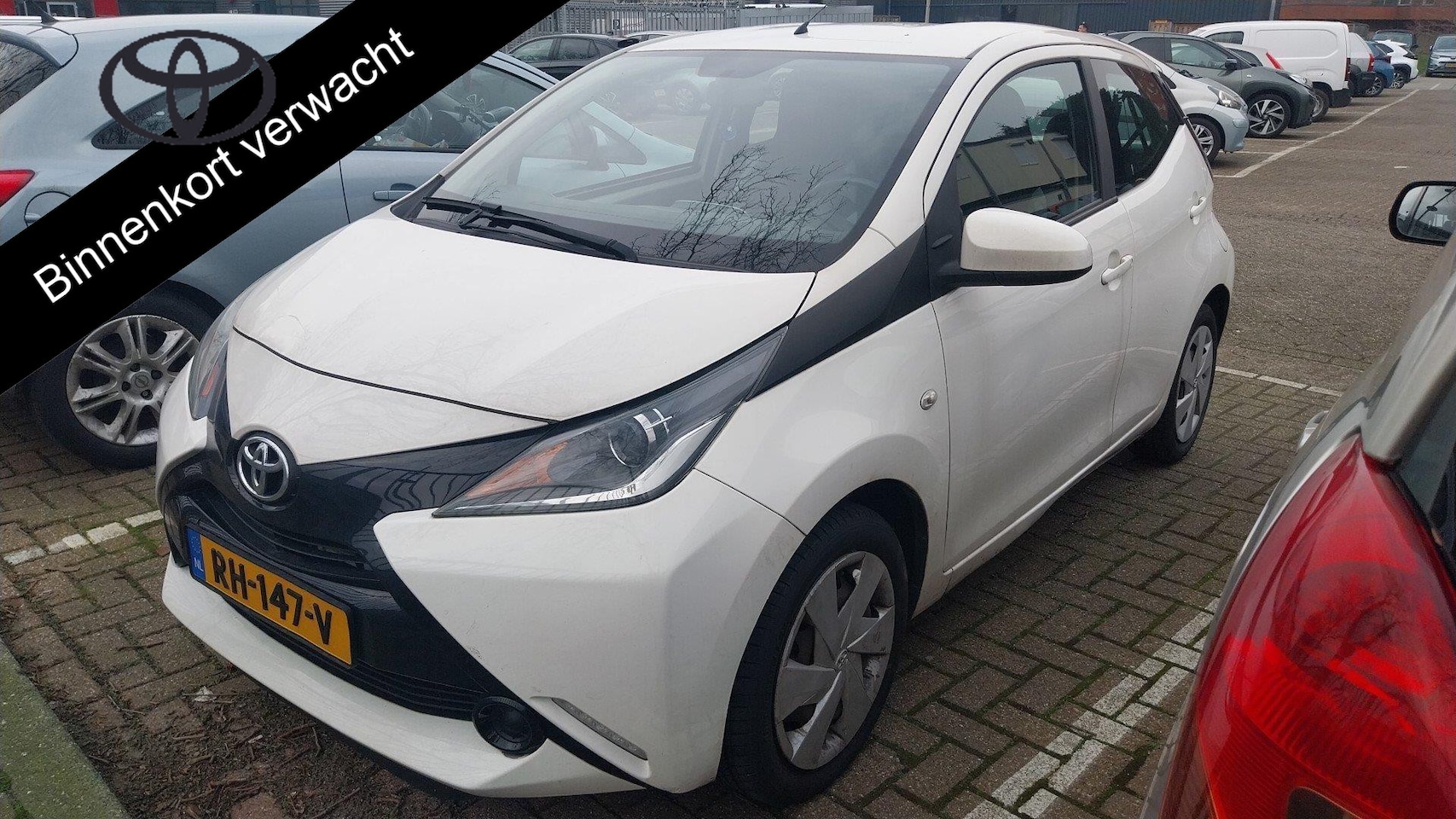 Toyota Aygo - 1.0 VVT-i X-Fun | Airco | Bluetooth | Elektrische ramen | - AutoWereld.nl