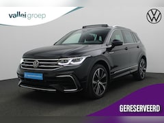 Volkswagen Tiguan - 1.4 TSI 218 pk DSG eHybrid R-Line Business+ | Panoramadak | Trekhaak | Leder | Geheugensto