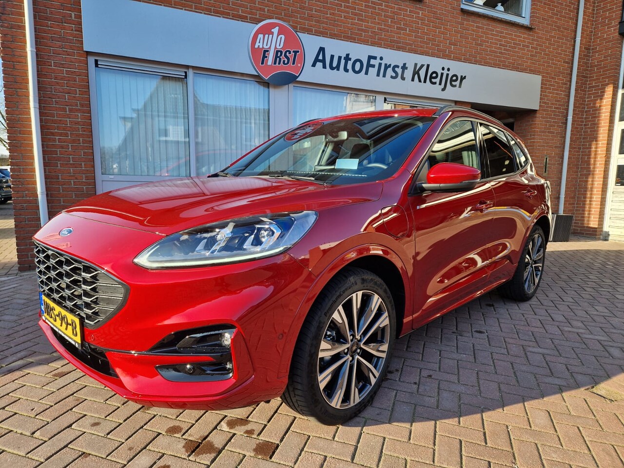 Ford Kuga - 2.5 PHEV e-CVT 225pk ST-Line X AGR-Stoelen Winterpack - AutoWereld.nl