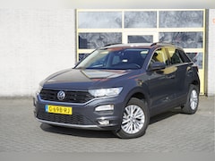 Volkswagen T-Roc - 1.0 TSI Style BJ2019 Lmv 16" | Led | Pdc | Navi | App-Connect | Airco | Cruise control | G