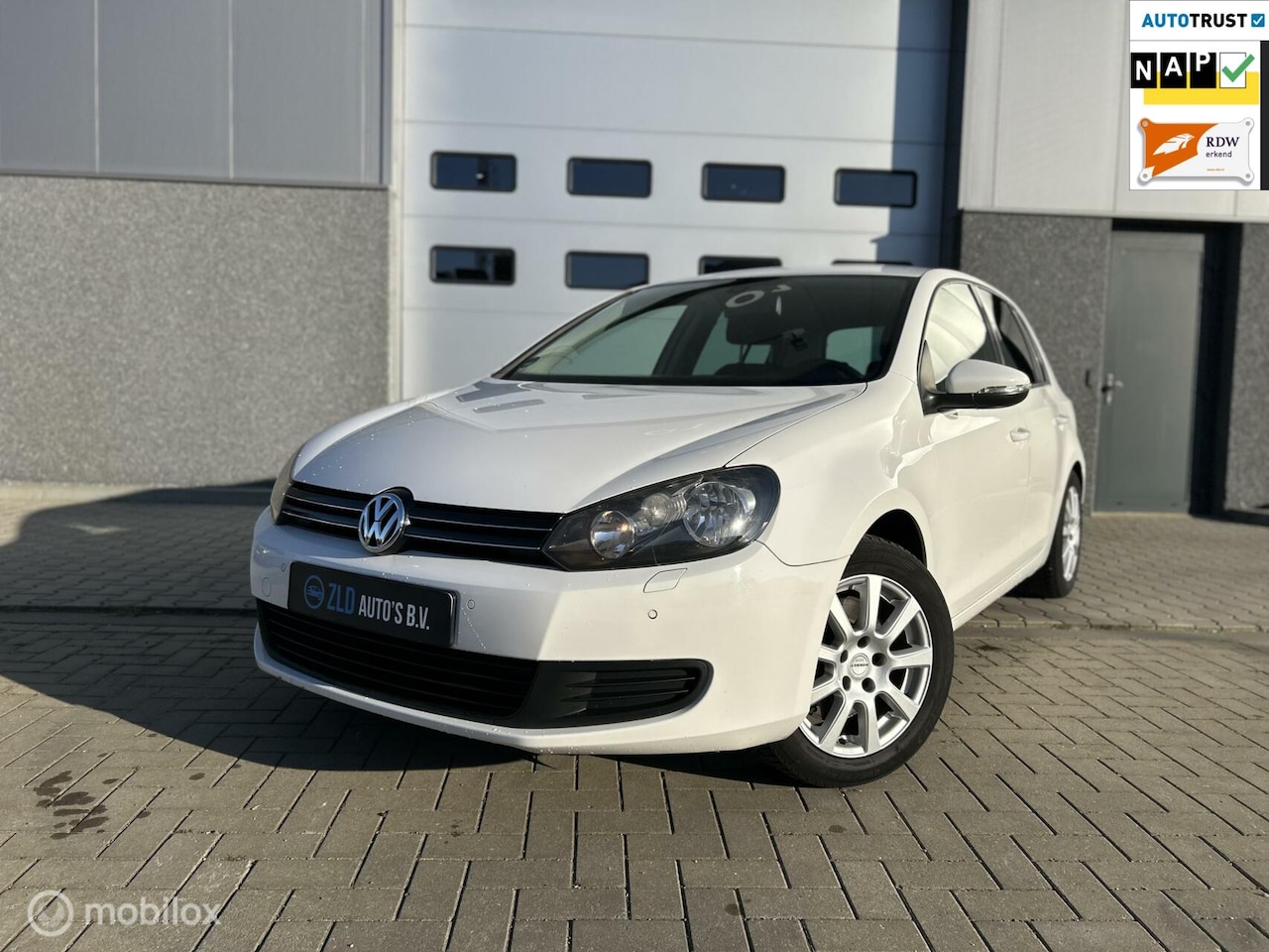 Volkswagen Golf - 1.8 TSI Comfortl/CARPLAY/STOELV/CRUISE CONTR - AutoWereld.nl