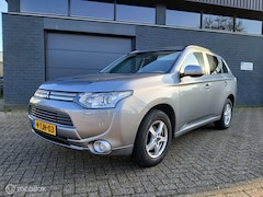 Mitsubishi Outlander - 2.0 PHEV Leer/Stoelverwarming