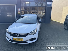 Opel Astra Sports Tourer - 1.2 Design & Tech / Airco/ Navigatie/ Apple carplay/ Cruise/ Camera/ PDC/ LMV/ Trekhaak