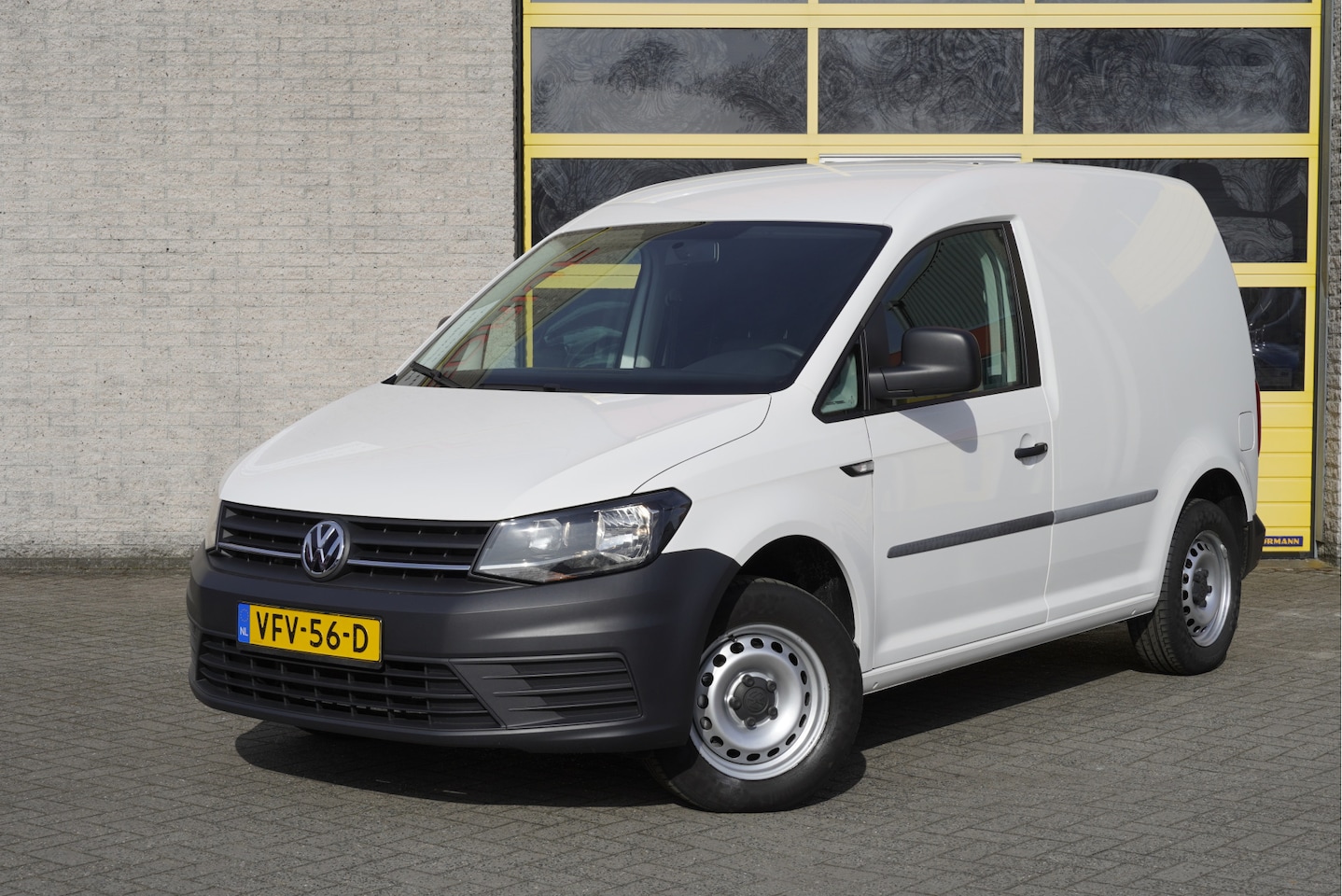 Volkswagen Caddy - 2.0 TDI L1H1 BMT Comfort Business BJ2020 Trekhaak | Audio | Airco | Cruise control | Stuur - AutoWereld.nl