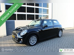 MINI Cooper - 1.5 Chili Serious Business |NL Auto | 3 Deurs | Mooie Auto