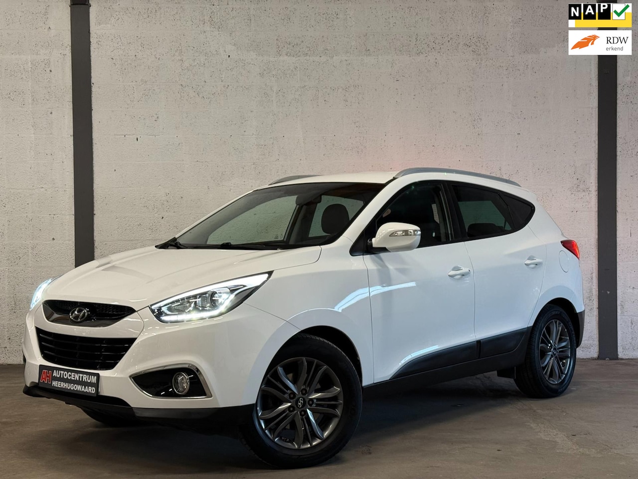 Hyundai ix35 - 1.6i GDI Navi|Clima|Camera|Cruise|Dealer Onderhouden !! - AutoWereld.nl