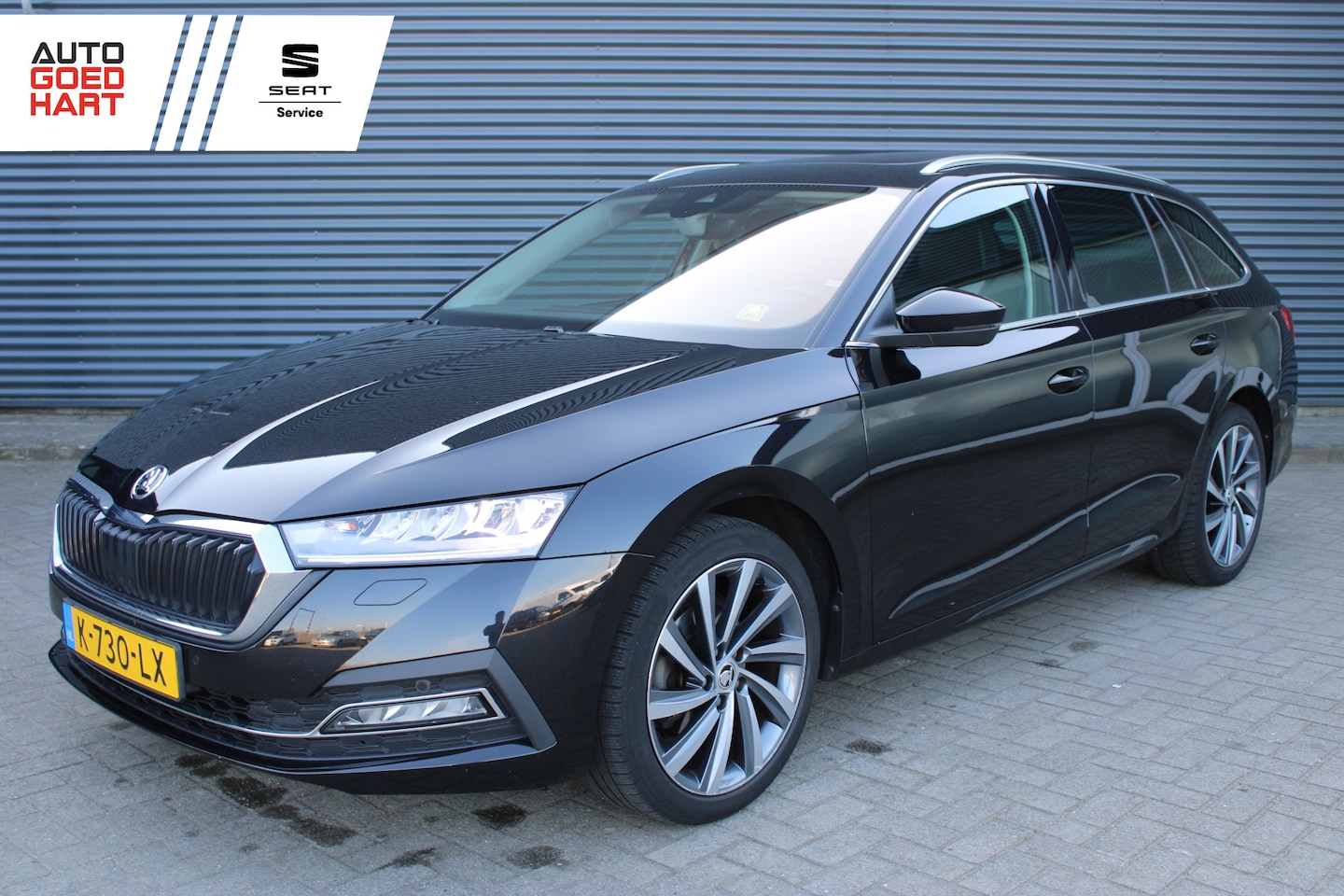 Skoda Octavia Combi - 1.0 e-TSI Business Edition Plus Panoramadak Adaptive-Cruise Leer Camera - AutoWereld.nl