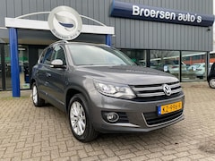 Volkswagen Tiguan - 2.0 TSI 210pk 4Motion DSG Sport&Style met Trekhaak en Xenon