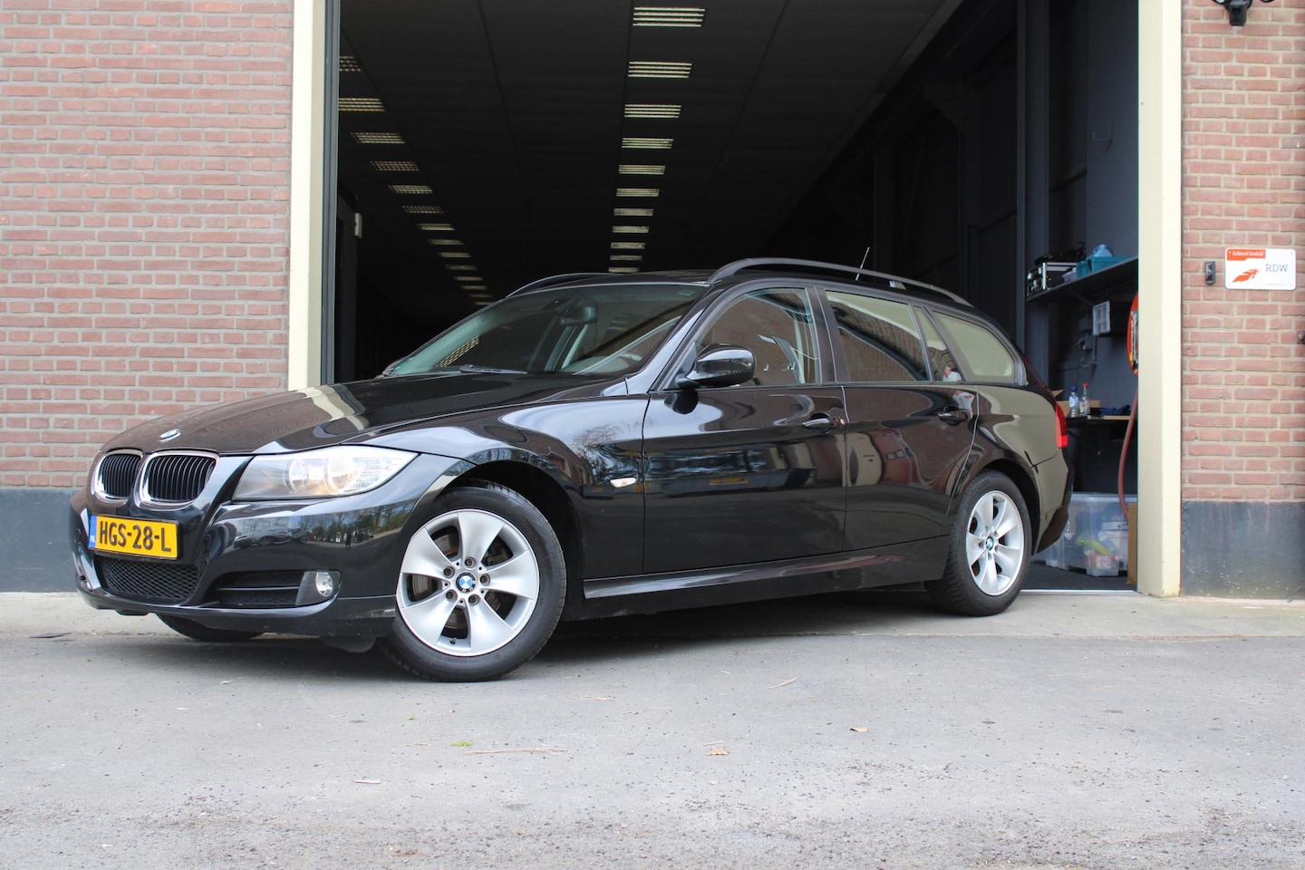 BMW 3-serie Touring - 318i |Cruise|PDC|YoungTimer| - AutoWereld.nl