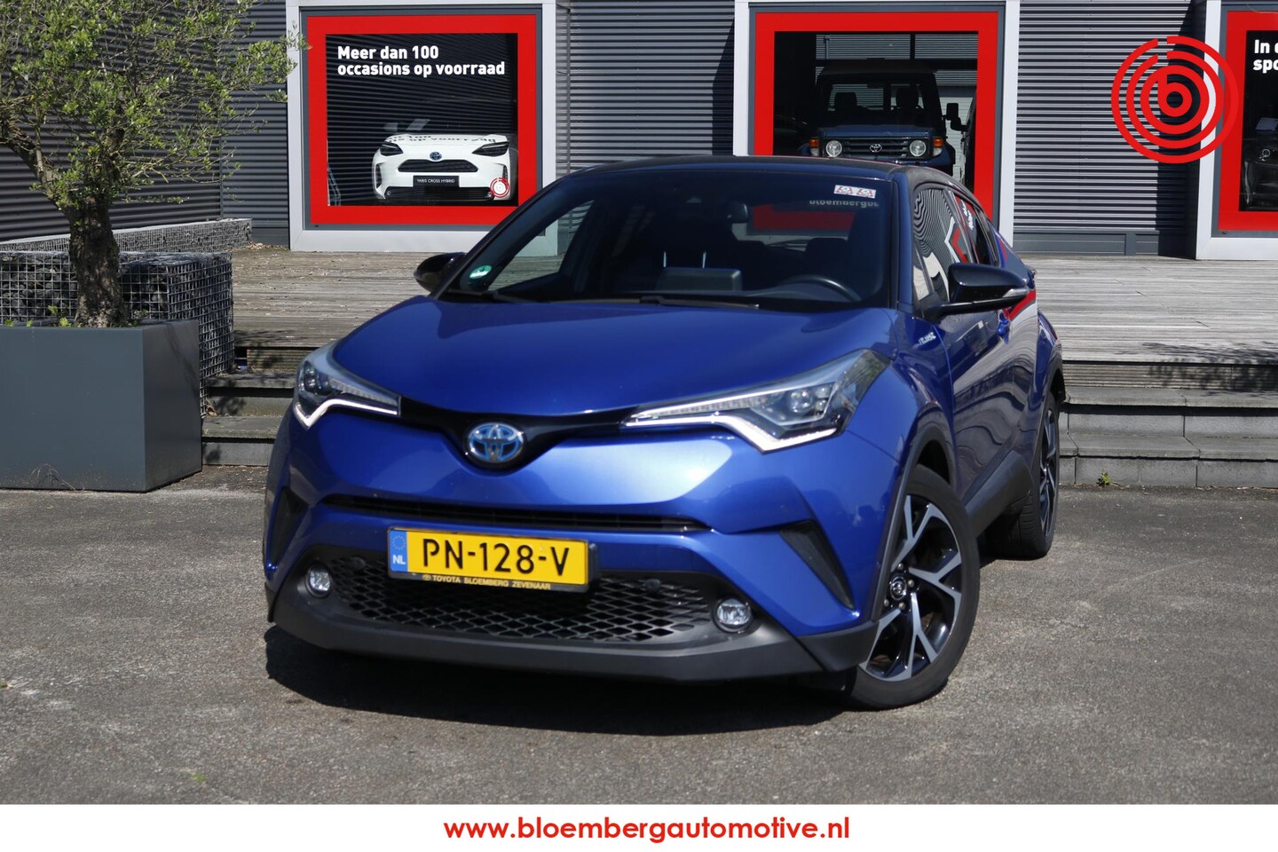 Toyota C-HR - 1.8 Hybrid Bi-Tone Plus 1.8 Hybrid Bi-Tone Plus - AutoWereld.nl