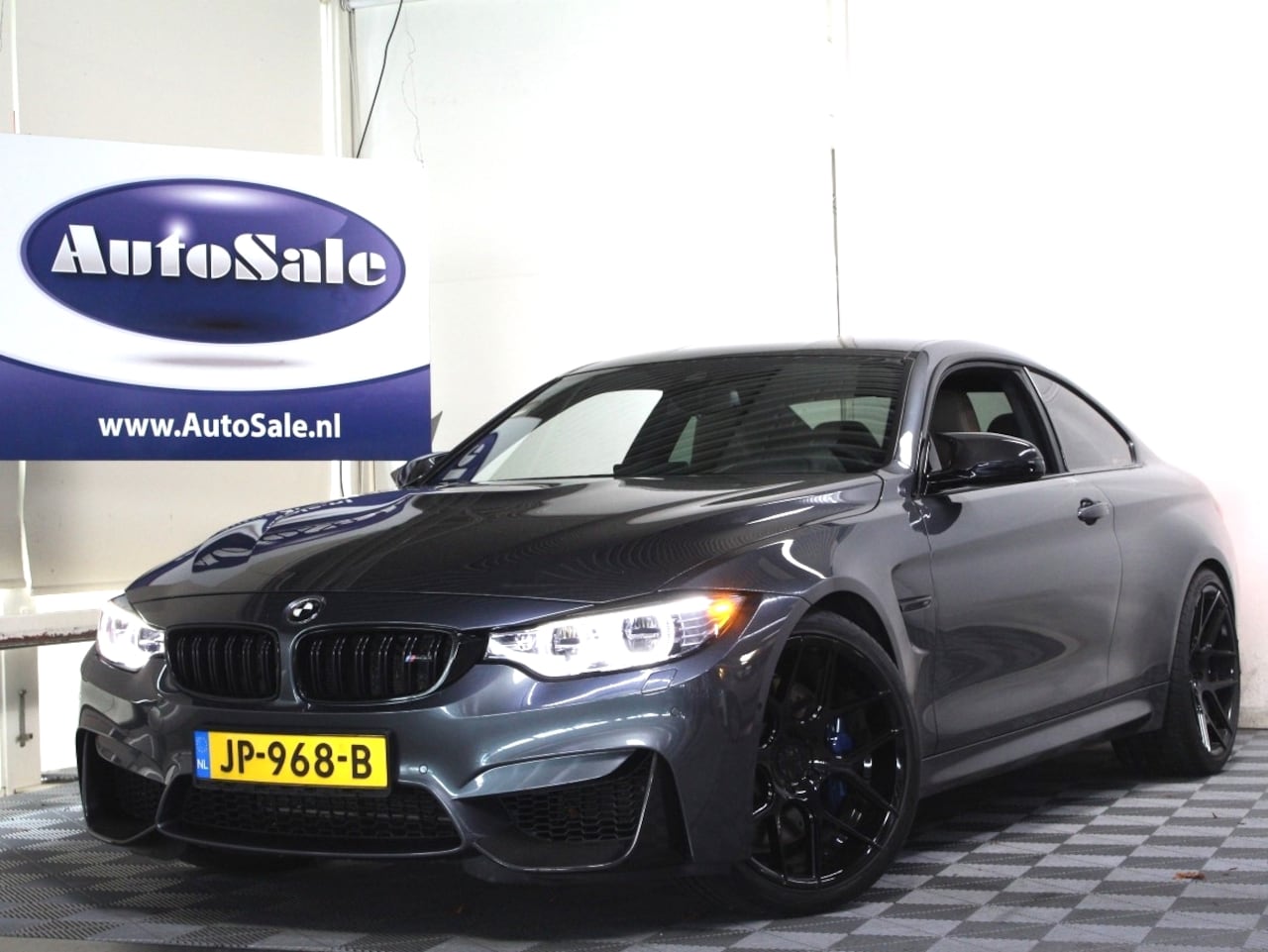 BMW 4-serie Coupé - M4 AUT NAP CARBON H/K HUD MEMORY STOELVW '16 - AutoWereld.nl