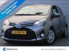 Toyota Yaris - 1.5 Hybrid Aspiration Automaat | All-Season | Navi | Parkeercamera | 100% Dealer onderhoud