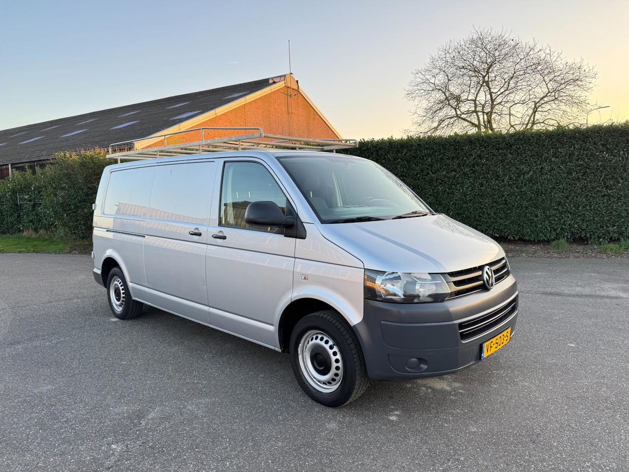 Volkswagen Transporter - 2.0 TDI 115PK L2H1 - AC - EURO 5 - 1E EIG - AutoWereld.nl