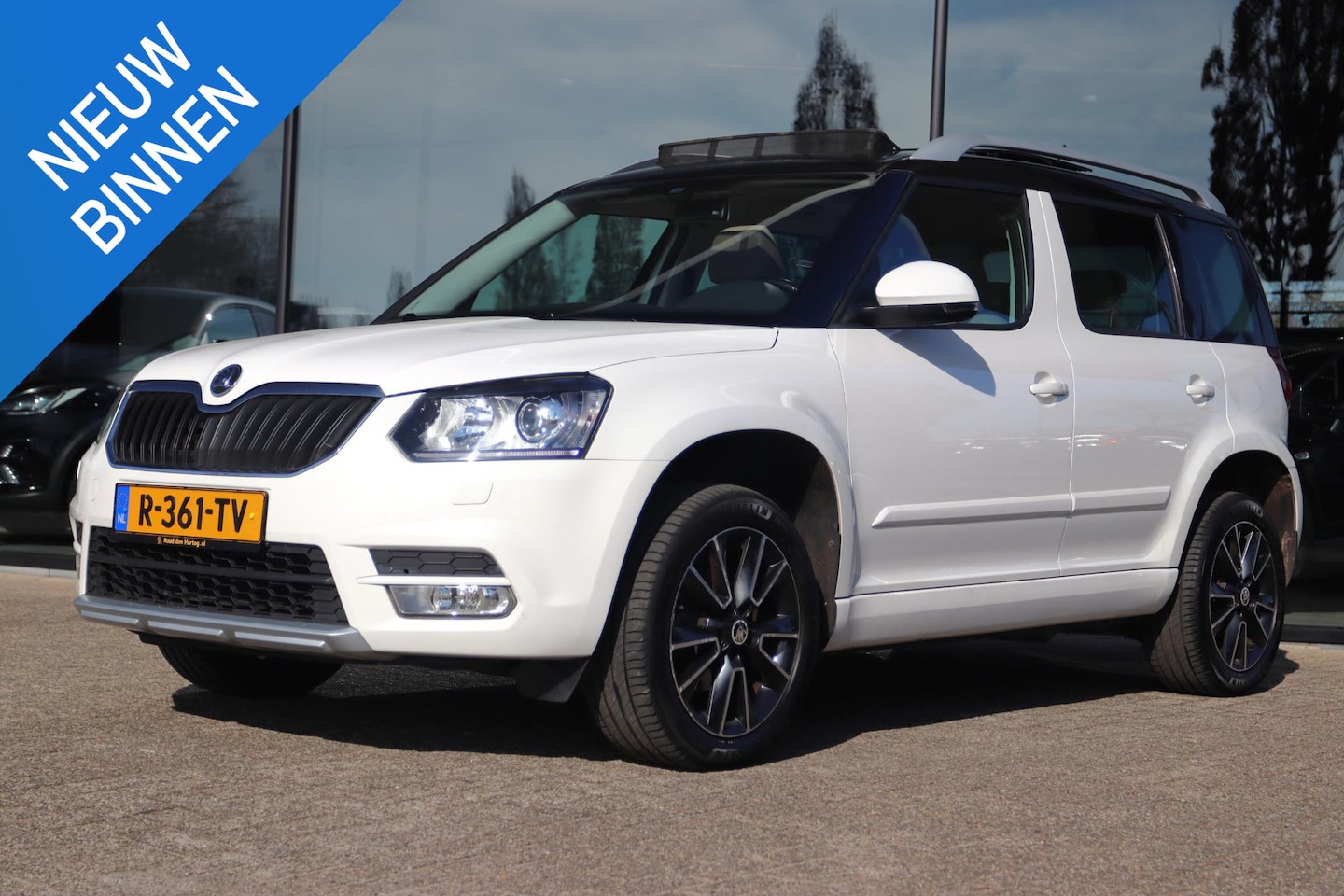 Skoda Yeti Outdoor - 1.2 TSI AUT. ELEGANCE | PANO | NAVI | MEMORY | CRUISE | KEYLESS | PDC - AutoWereld.nl