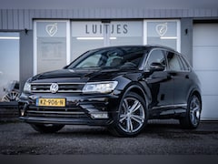 Volkswagen Tiguan - 1.4 TSI ACT R-Line I Pano-dak I App-connect I 19'' I Stoelverw. I NL-auto I NAP