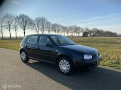 Volkswagen Golf - 1.6-16V Comfortline Airco Cruise