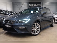 Seat Leon ST - 1.5 TSI FR DSG * Pano - Virtual - Alcantara - Camera - Keyless - Beats - ACC - Lane