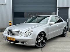 Mercedes-Benz E-klasse - 500 5.0 E500 V8 AUT / CLIMA / CRUISE