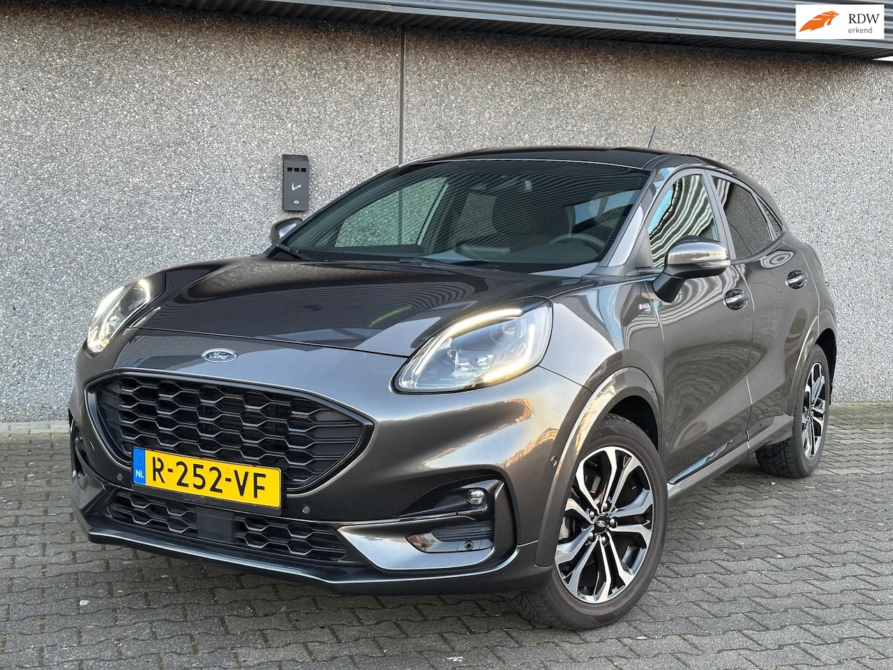 Ford Puma - 1.0 ST-Line Xenon Camera Trekhaak ACC - AutoWereld.nl