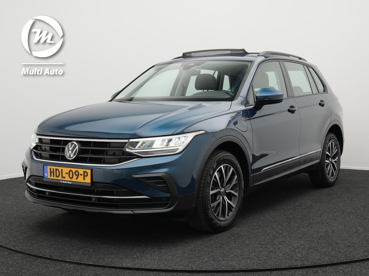 Volkswagen Tiguan - 1.4 TSI Life 245pk Plug In Hybrid PHEV | Panorama Dak | Adaptive Cruise | Navigatie | Spor - AutoWereld.nl